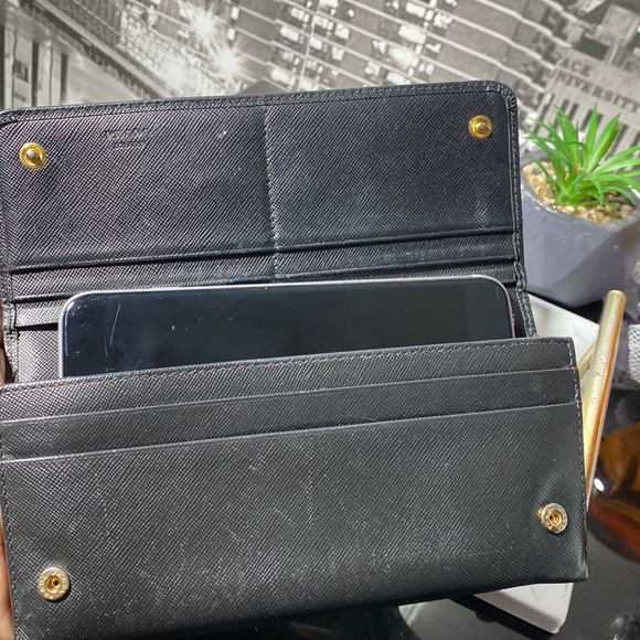 Authentic 🖤PRADA Long Wallet - Picture 7 of 16